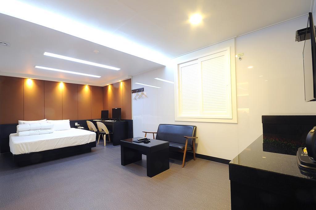 Wa Hotel Ciudad Metropolitana de Ciudad Metropolitana de Busan Habitación foto